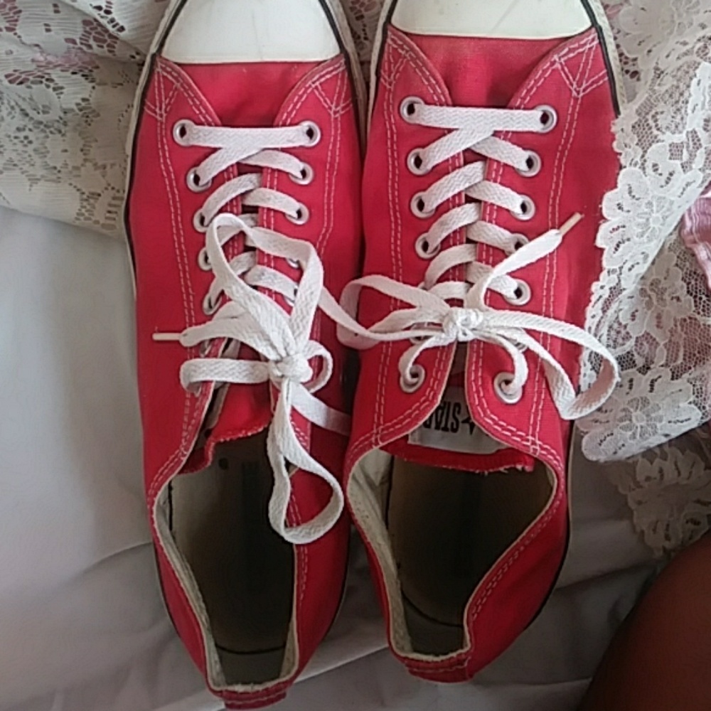 Red converse